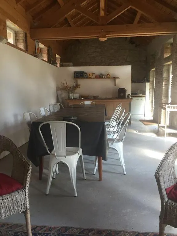 Le Rozet Bed & Breakfast Vendat